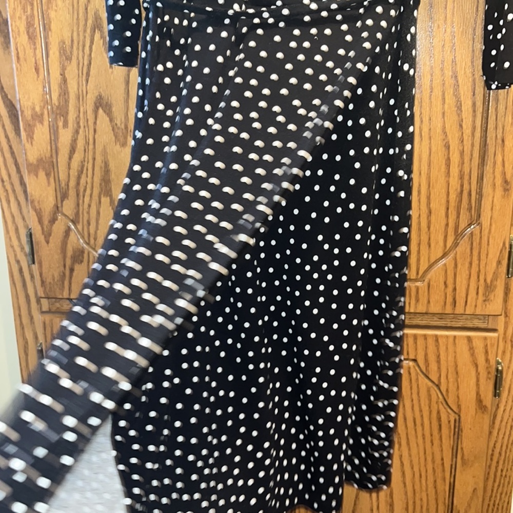 Dress - Picture 5 of 6
